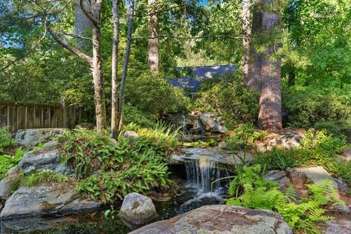 34 Sharon Rd, Windham, NH, 03087-2211 | Card Image