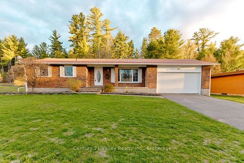 107 Augsburg Rd, Eganville, ON, K0J1T0 | Card Image