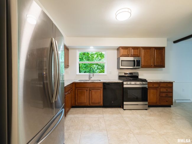 743 W Wonderview Dr, House other with 3 bedrooms, 2 bathrooms and null parking in Dunlap IL | Image 18