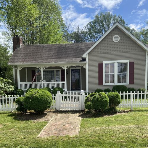 801 Bridgeport Rd, Frankfort, KY, 40601-9610 | Card Image