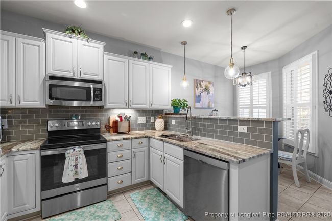82 Pine Hawk Dr, Townhouse with 3 bedrooms, 3 bathrooms and null parking in Spring Lake NC | Image 21