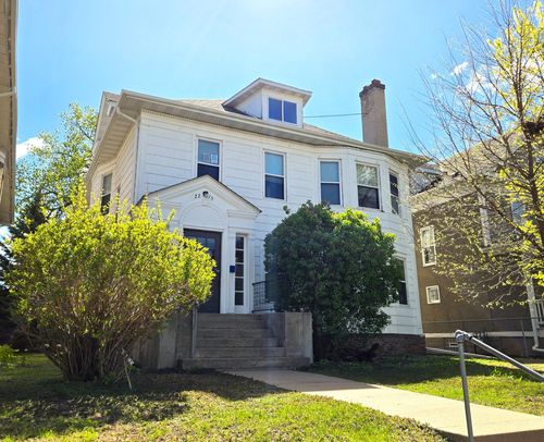2215 Pleasant Avenue, Minneapolis, MN, 55404 | Card Image