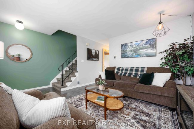 6 - 847 Ross Ave, Condo with 2 bedrooms, 2 bathrooms and 1 parking in Sarnia ON | Image 5