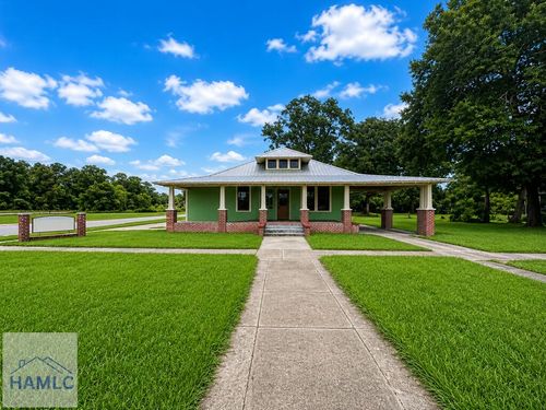 111 W Orange St, Jesup, GA, 31545-1703 | Card Image