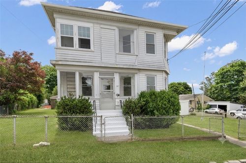 87 Lyman Ave, North Providence, RI, 02911-2532 | Card Image