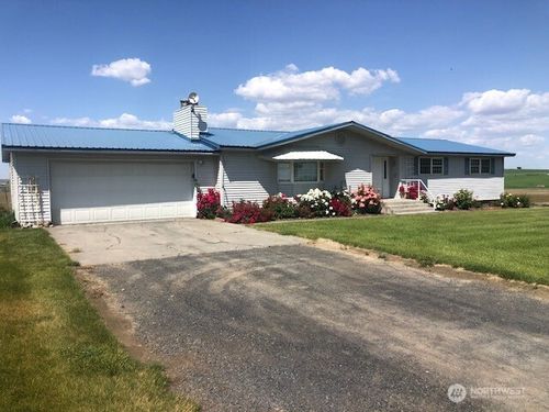 20868 Road 2 Se, Warden, WA, 98857-9526 | Card Image