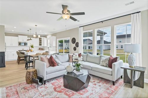 MM Oxford 3 Bedroom, Suffolk, VA, 23435 | Card Image