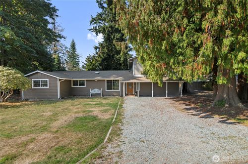 18826 94th Dr Nw, Stanwood, WA, 98292-9108 | Card Image