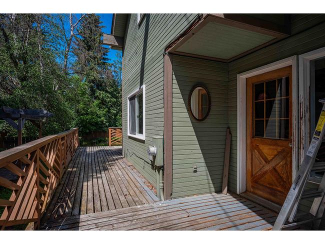 421 104th St, House other with 3 bedrooms, 3 bathrooms and null parking in Castlegar BC | Image 53