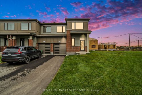 722 Quilter Row, Richmond, ON, K0A2Z0 | Card Image