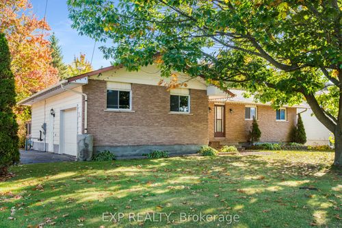 1 Claude St, Prescott Russell, ON, K0A2M0 | Card Image