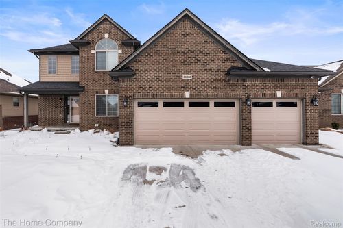 28683 Rose Way, Chesterfield, MI, 48047-5422 | Card Image