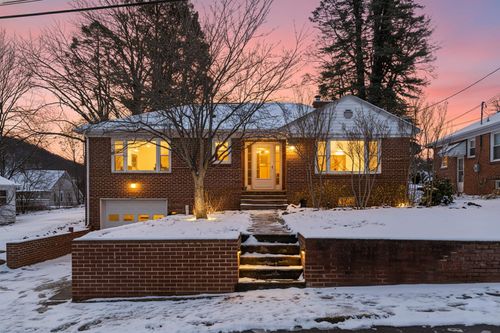 507 Gaymont Pl, Staunton, VA, 24401-4853 | Card Image