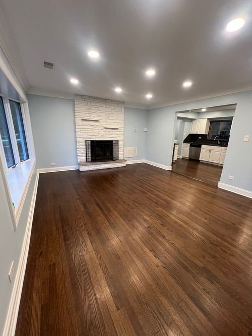 16W318 95th Pl, Burr Ridge, IL, 60527-6808 | Card Image