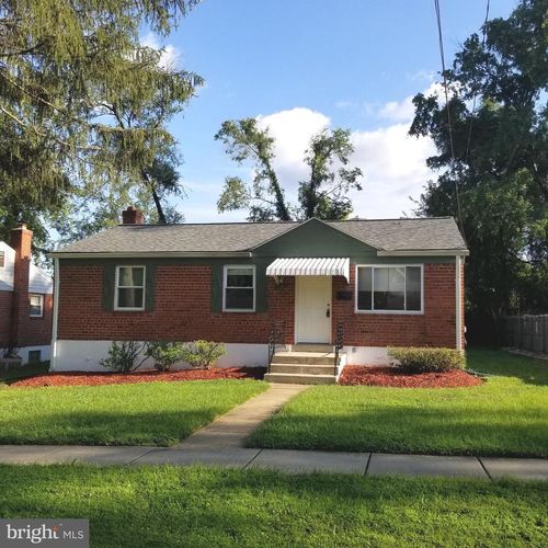 4704 Red Fox Rd, ROCKVILLE, MD, 20852-2316 | Card Image