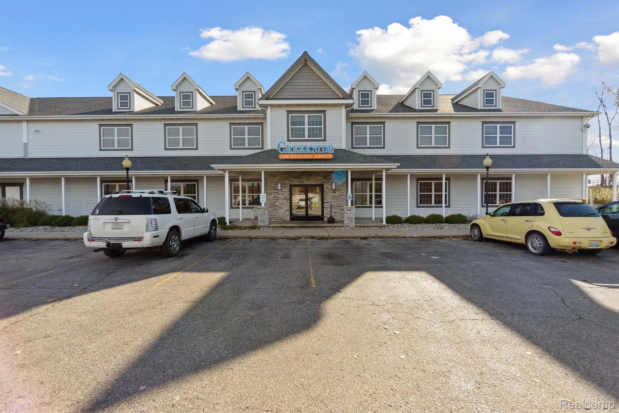 Commercial Lease in Fenton Charter Township