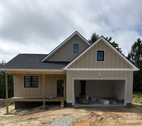 30 Olde Oak Ct, Hendersonville, NC, 28792 | Card Image