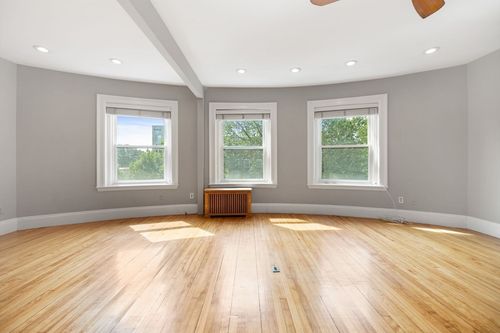 apt-4-1011 Beacon St, Brookline, MA, 02446-5644 | Card Image