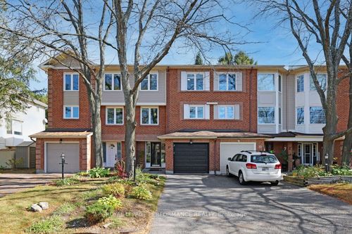 21 Arbordale Cres, Nepean, ON, K2G5C7 | Card Image