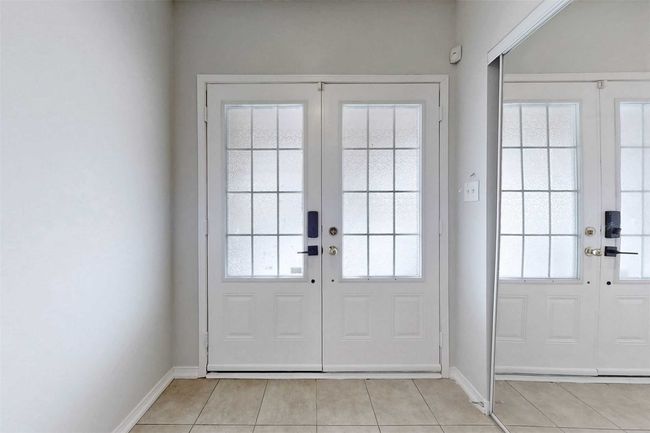 6 Hesketh Rd, House attached with 3 bedrooms, 3 bathrooms and 2 parking in Ajax ON | Image 4