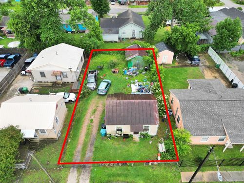 7212 Texarkana Street, Houston, TX, 77020 | Card Image