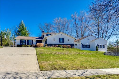 5880 Deepwood Trl, Solon, OH, 44139-2565 | Card Image