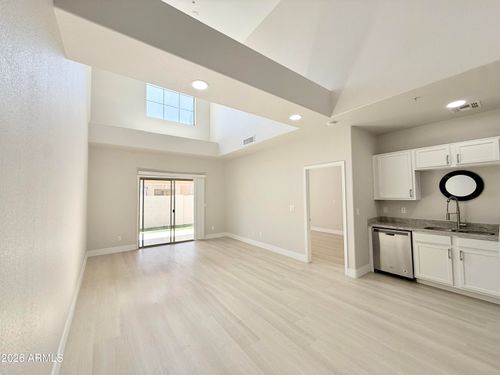 15677 N 29th St, Phoenix, AZ, 85032-3726 | Card Image