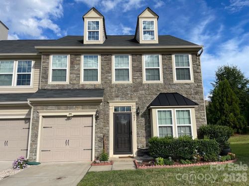 9607 Springholm Dr, Charlotte, NC, 28278-6662 | Card Image