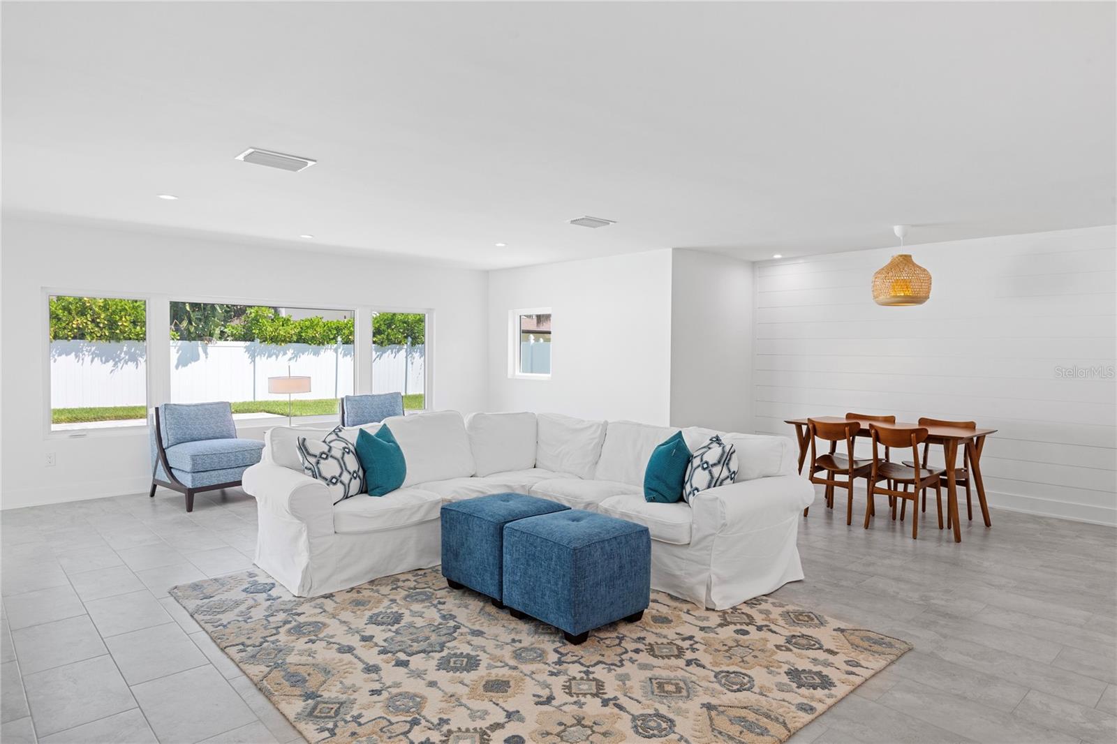Residential Lease in BELLEAIR BEACH 4