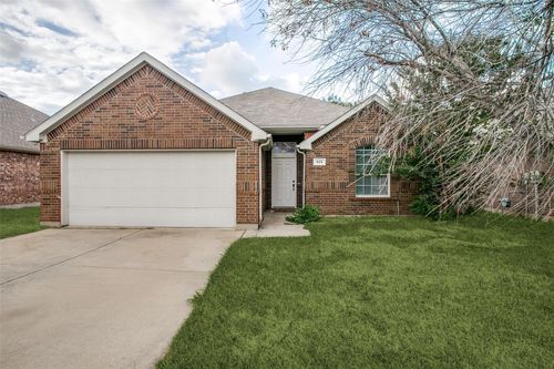 429 Angler Dr, Crowley, TX, 76036-6401 | Card Image