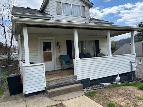 132 N Atlantic Ave, Cheswick, PA, 15024-1502 | Card Image