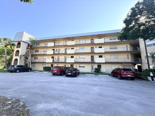 201-6260 S Falls Circle Dr, Lauderhill, FL, 33319-6937 | Card Image