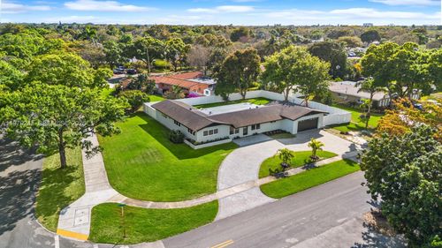 5402 Sw 1st Ct, Plantation, FL, 33317-3559 | Card Image