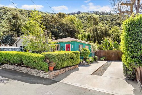 327 Canyon Acres Dr, Laguna Beach, CA, 92651-1107 | Card Image
