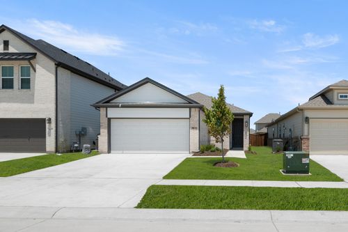 7412 Summer Sunset Dr, Krum, TX, 76249-2113 | Card Image