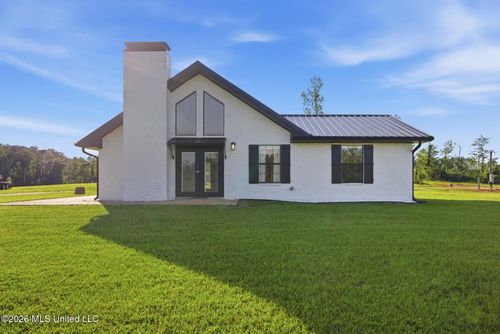 8165 Silver Drive, Tylertown, MS, 39667 | Card Image