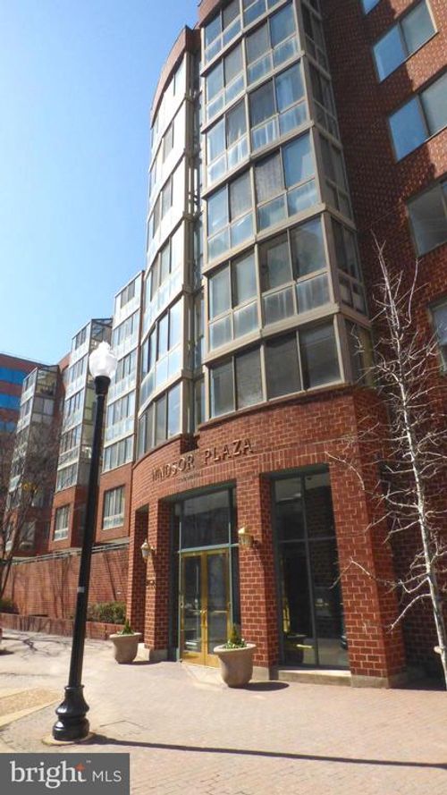 1-407-1050 N Taylor St, ARLINGTON, VA, 22201-4706 | Card Image