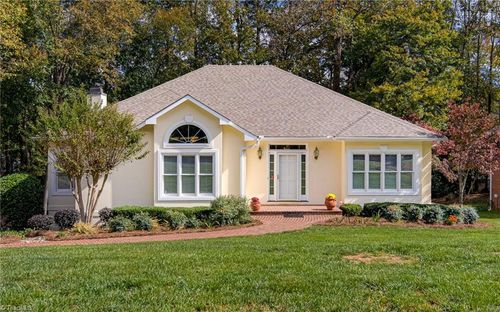 2236 Meadow Hill Rd, Winston Salem, NC, 27106-4277 | Card Image