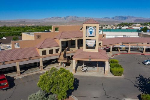 929 W Sunset Blvd, St George, UT, 84770-4865 | Card Image