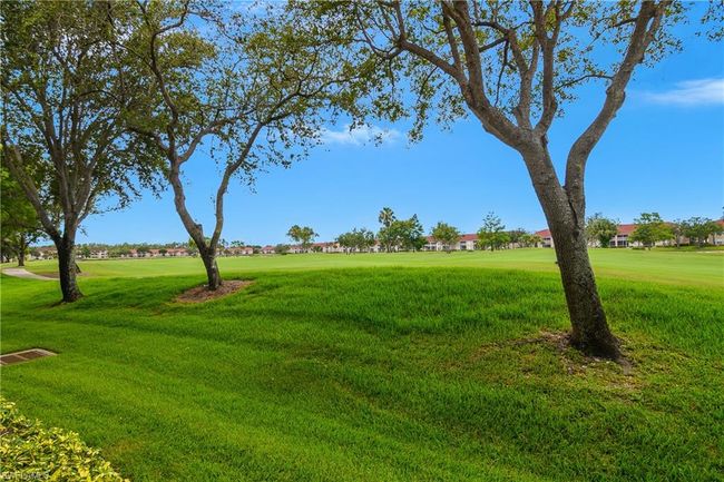 APT-3115 - 2700 Cypress Trace Cir, Condo with 2 bedrooms, 2 bathrooms and 1 parking in NAPLES FL | Image 22