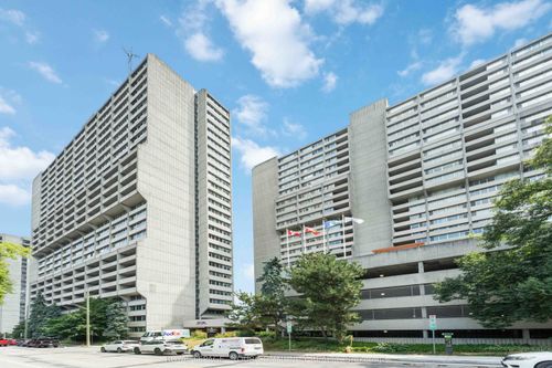 608-500 Laurier Ave W, Ottawa, ON, K1R5E1 | Card Image