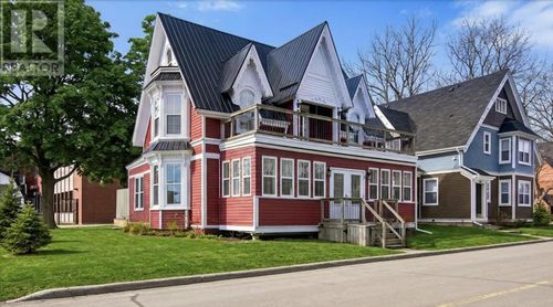 54 Summer St, Summerside, PE, C1N3H8 | Card Image