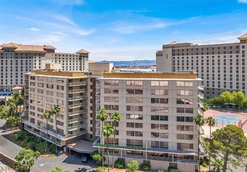 212-205 E Harmon Ave, Las Vegas, NV, 89169-6468 | Card Image