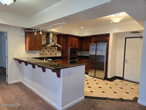 apt-906-200 W 2nd St, Reno, NV, 89501-1260 | Card Image