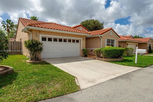 6618 Skipper Ter, Margate, FL, 33063-8332 | Card Image