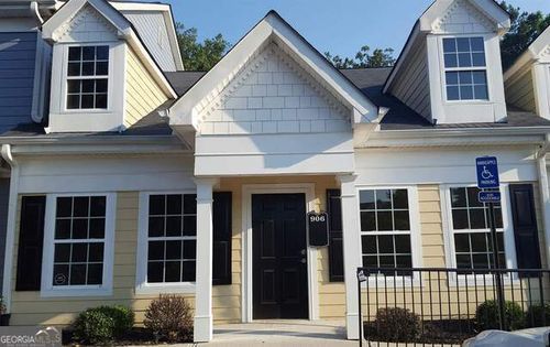 500 Lanier Ave W, fayetteville, GA, 30214-7636 | Card Image