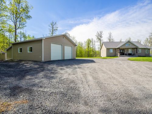 18668 Concession 12 Rd, Apple Hill, ON, K0C1B0 | Card Image