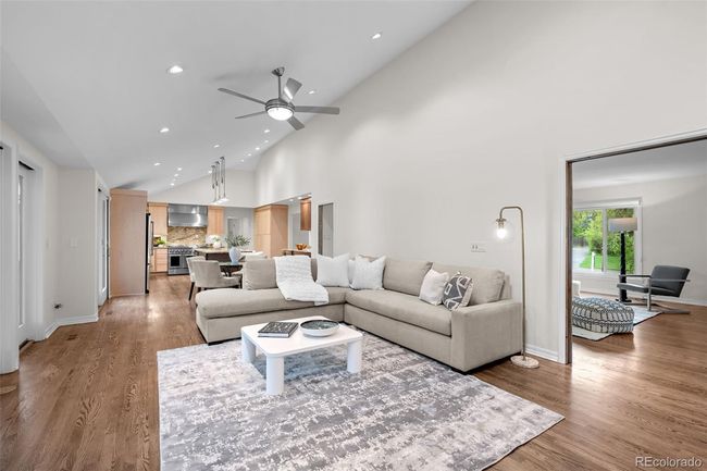4951 Sanford Cir W, House other with 5 bedrooms, 5 bathrooms and 3 parking in Cherry Hills Village CO | Image 12