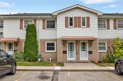 c-655 Albert St, Waterloo, ON, N2L3V5 | Card Image