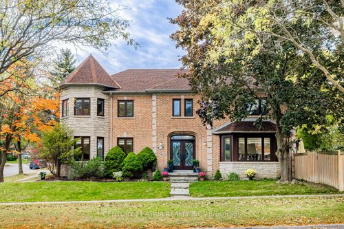 898 Stonehaven Ave, Newmarket, ON, L3X1K7 | Card Image